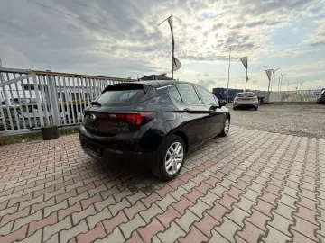 Opel ASTRA K 2018 1.6L Diesel