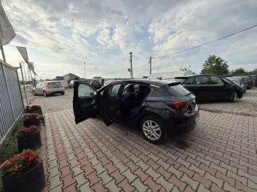 Opel ASTRA K 2018 1.6L Diesel