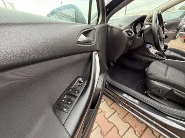 Opel ASTRA K 2018 1.6L Diesel