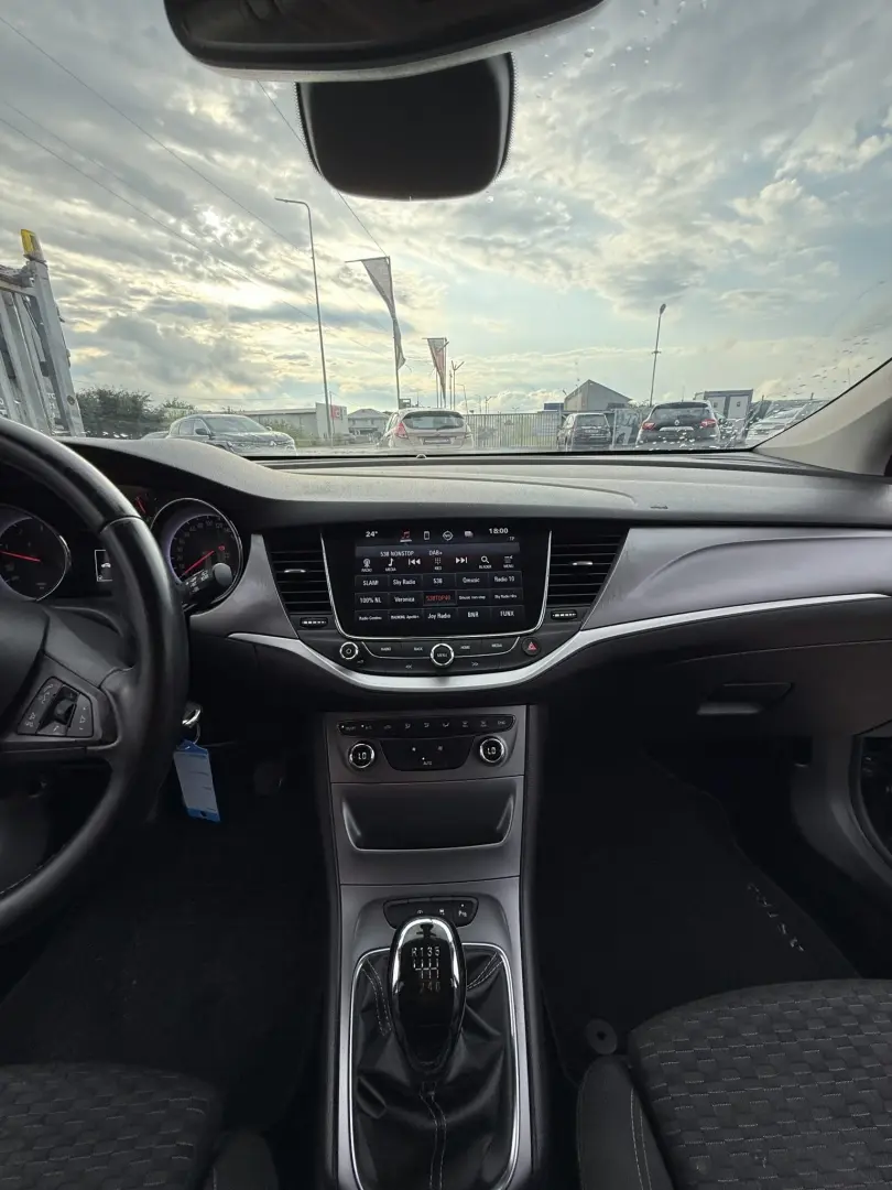 Opel ASTRA K 2018 1.6L Diesel