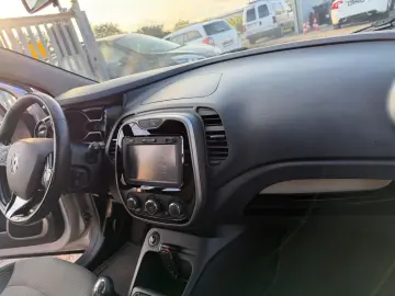 Renault Captur 2014 0.9L Benzină