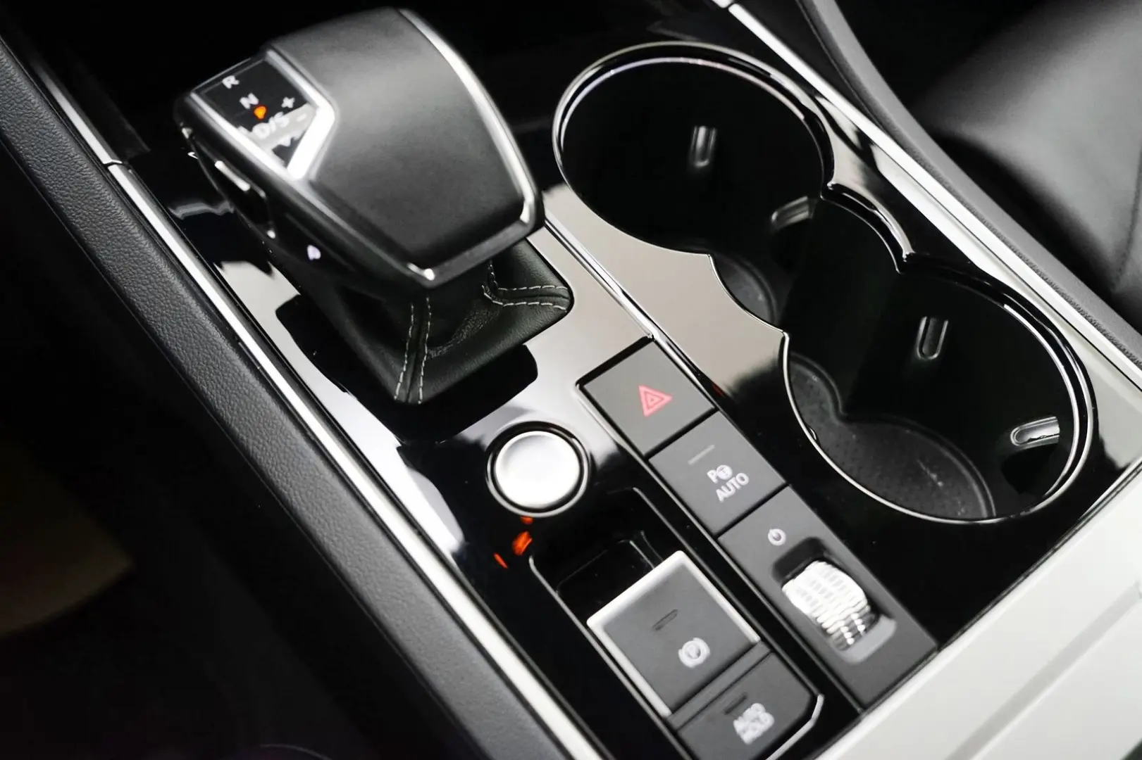 Touareg 3.0 V6 TDI 4Motion [R-Line  Navi  ACC  R