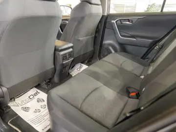 Toyota RAV4 Business