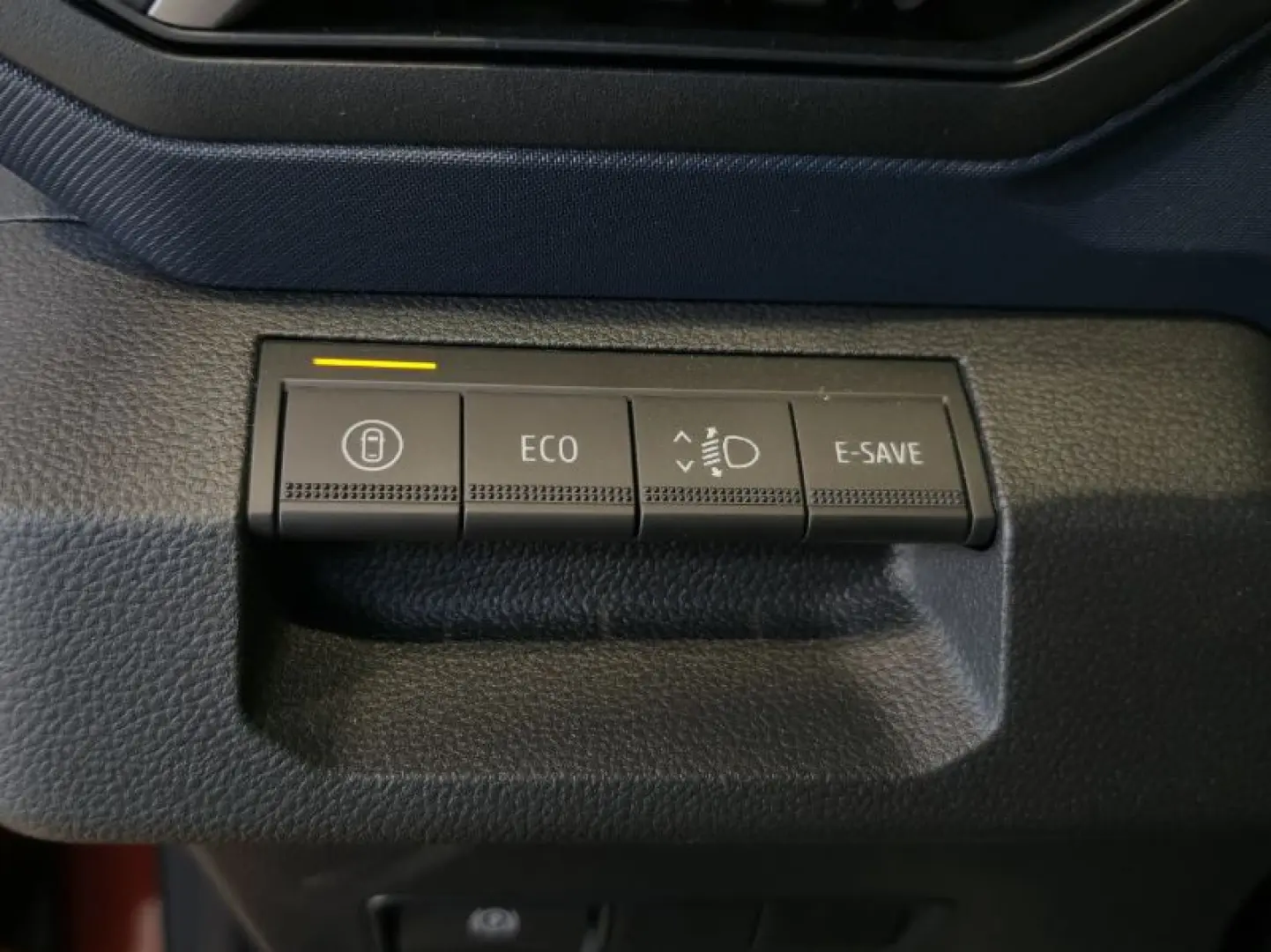 DACIA DUSTER 1.6 HEV 140 Journey