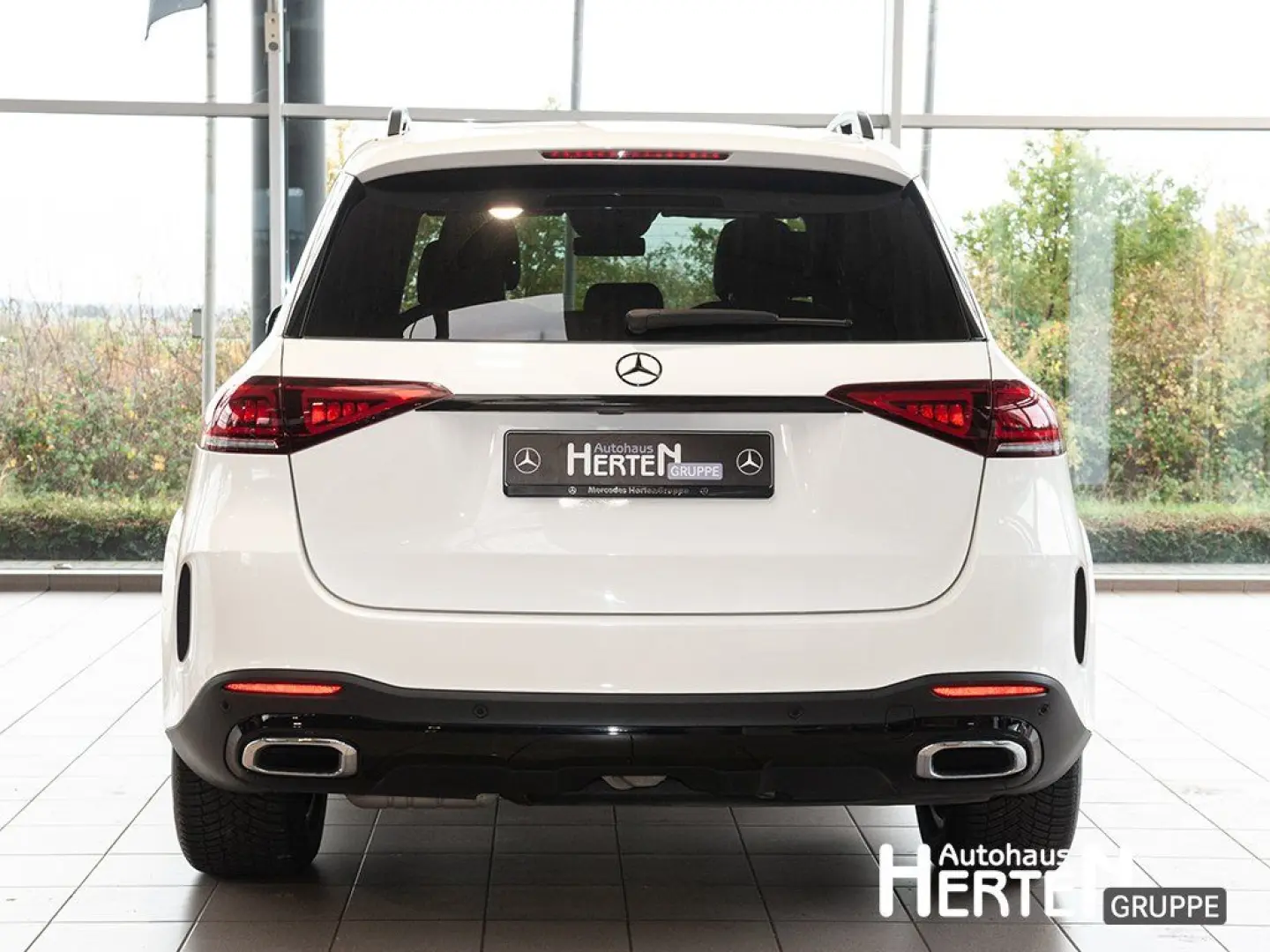 GLE 300 d 4M AMG NIGHT PANO 360  20 ZOLL LED SHZ