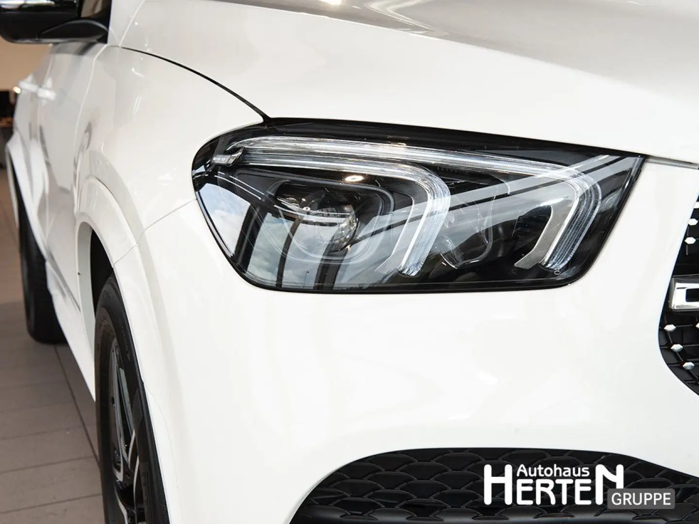 GLE 300 d 4M AMG NIGHT PANO 360  20 ZOLL LED SHZ