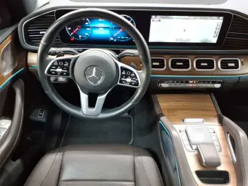 GLE 300 d 4M-AMG Ext AssiPL PANO StHz