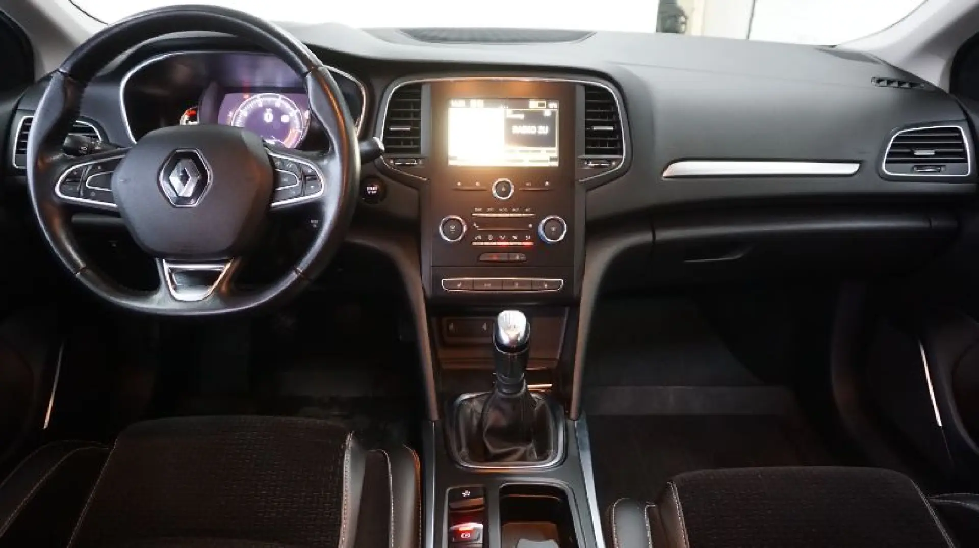 RENAULT MEGANE 1.3 TCe 140CP Intens