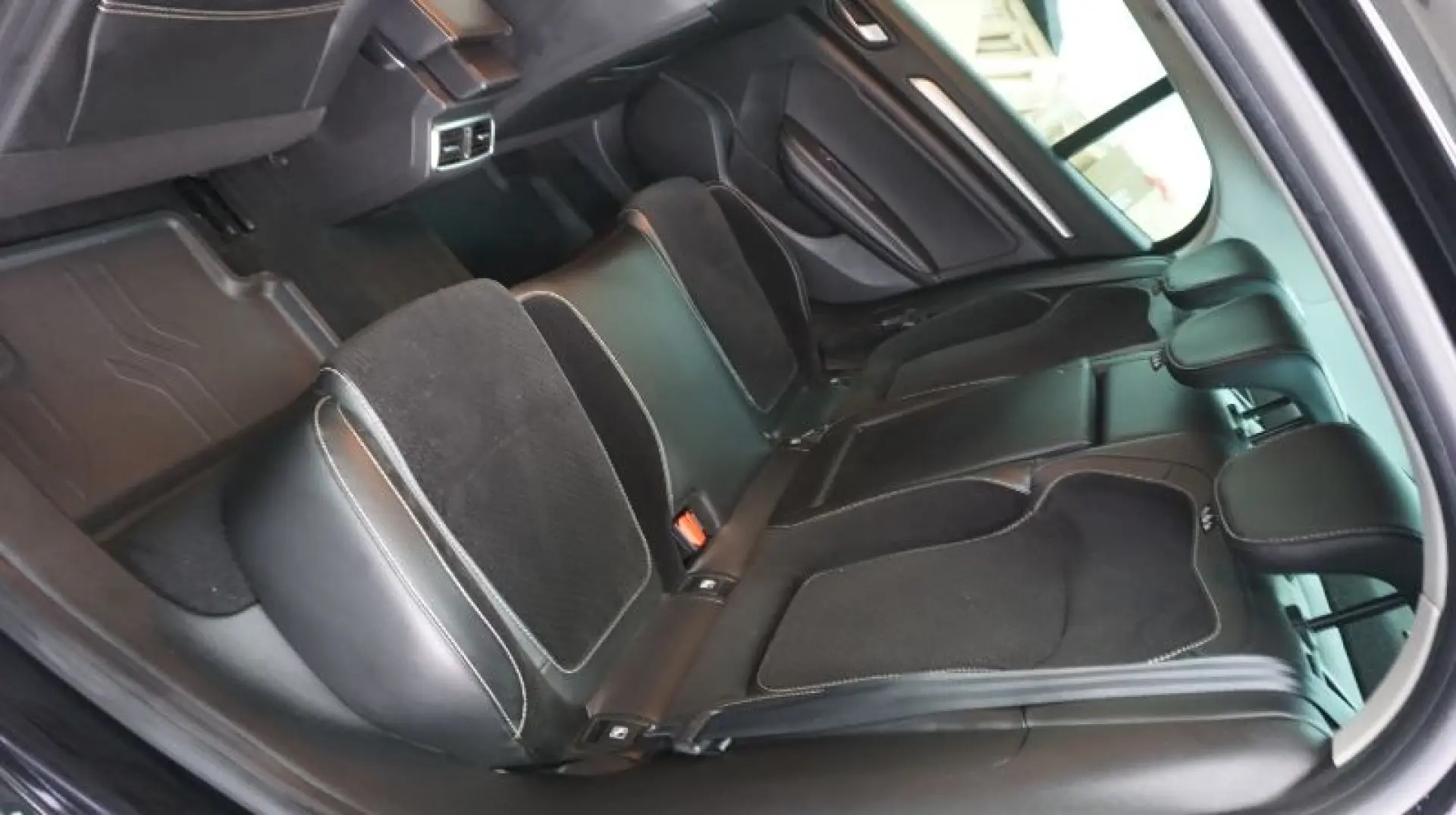 RENAULT MEGANE 1.3 TCe 140CP Intens