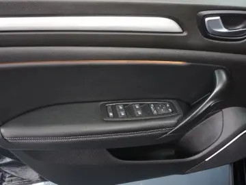 RENAULT MEGANE 1.3 TCe 140CP Intens