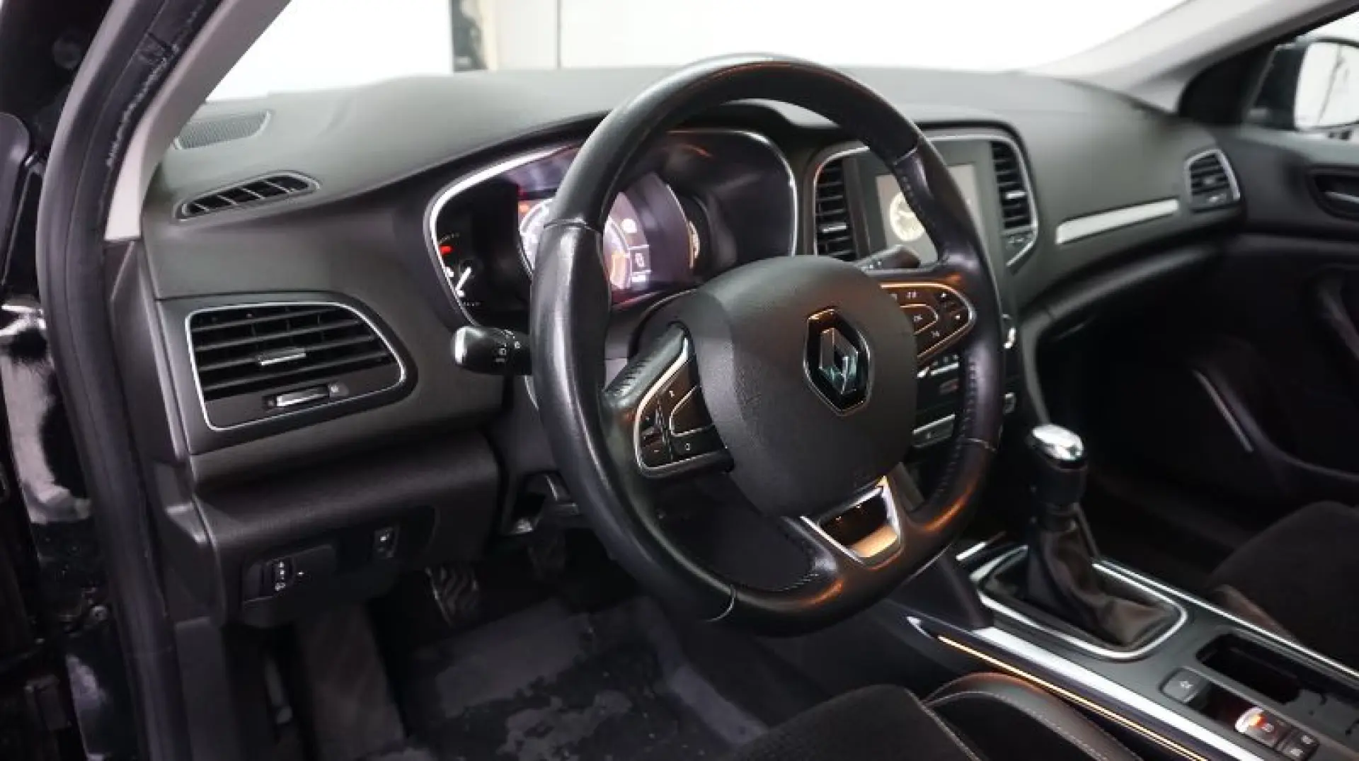 RENAULT MEGANE 1.3 TCe 140CP Intens