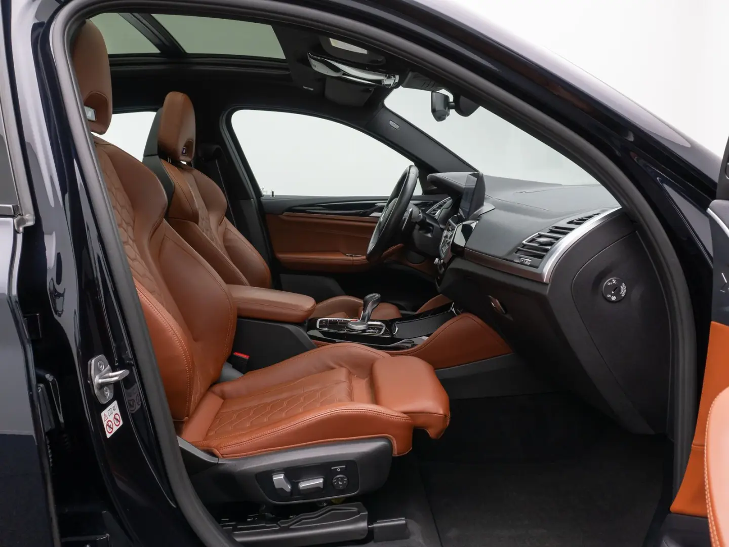 X4 M Competition HUD Kamera DAB Panorama 21Zoll