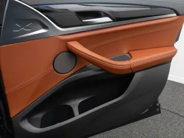 X4 M Competition HUD Kamera DAB Panorama 21Zoll