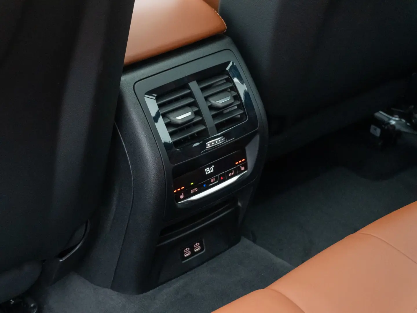 X4 M Competition HUD Kamera DAB Panorama 21Zoll