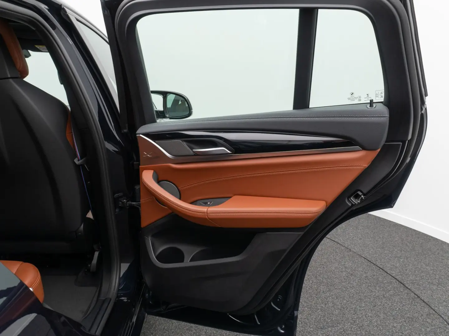 X4 M Competition HUD Kamera DAB Panorama 21Zoll