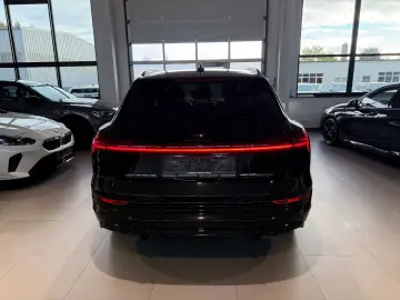 e-tron 55 quat. S line Black Edition MATRIX PANO