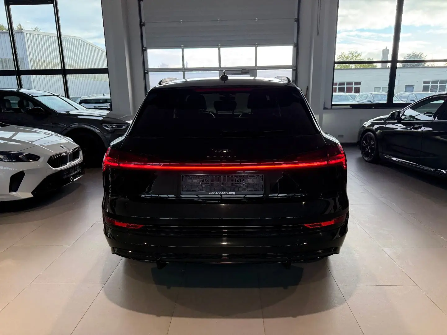 e-tron 55 quat. S line Black Edition MATRIX PANO