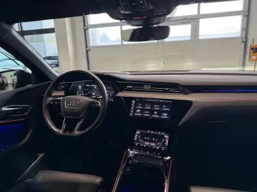 e-tron 55 quat. S line Black Edition MATRIX PANO