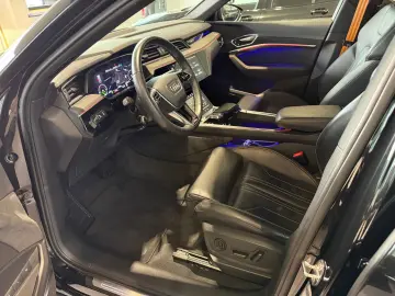 e-tron 55 quat. S line Black Edition MATRIX PANO