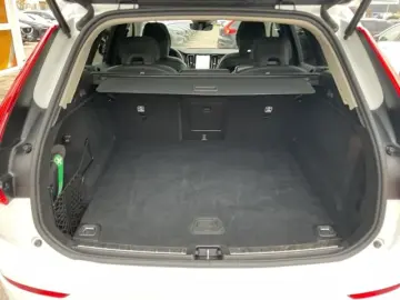 XC60 B5 Plus Dark AWD ACC 360  Pano Google