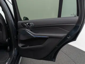 X7 xD40d M Sport Panorama 360 Laser HUD SoftClos