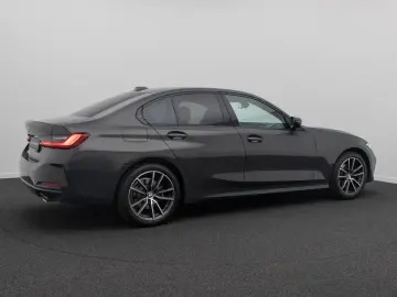 318d Sport Leder DAB Individual DrivAssis 18Zoll