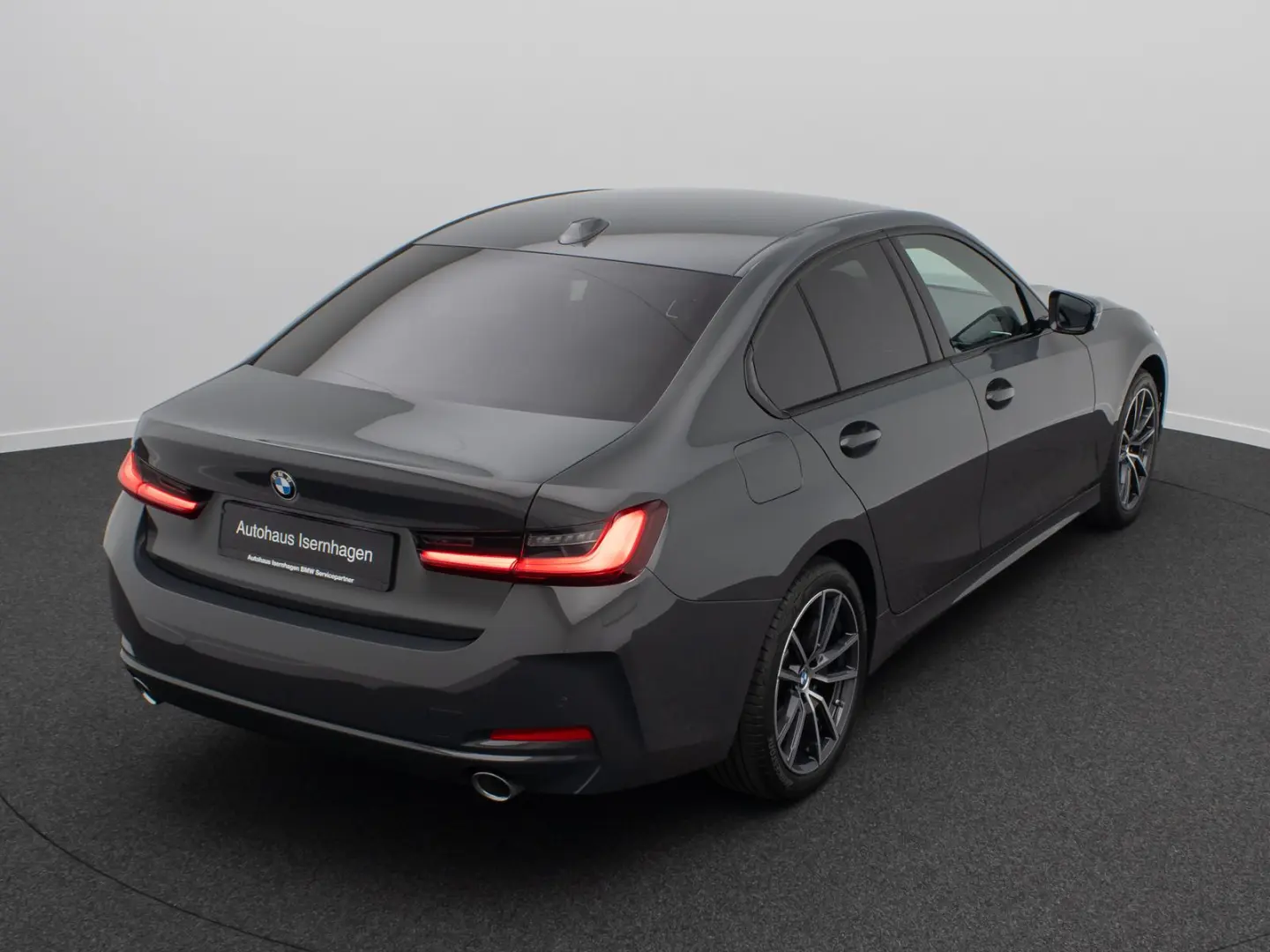 318d Sport Leder DAB Individual DrivAssis 18Zoll