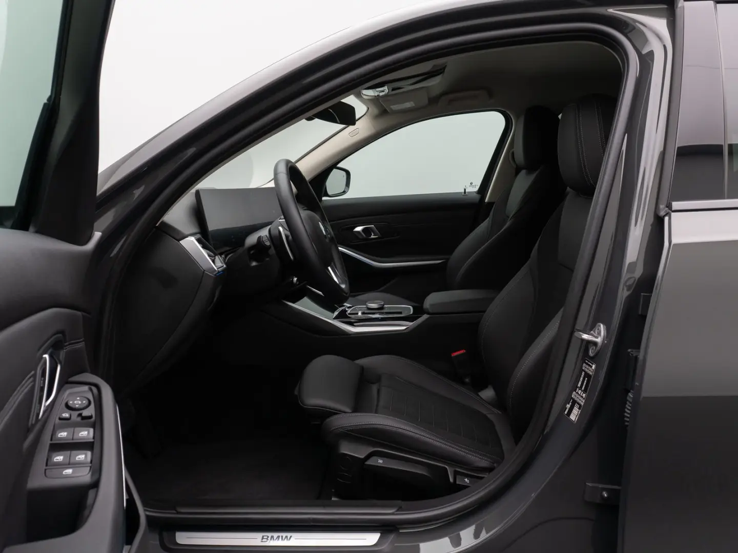 318d Sport Leder DAB Individual DrivAssis 18Zoll