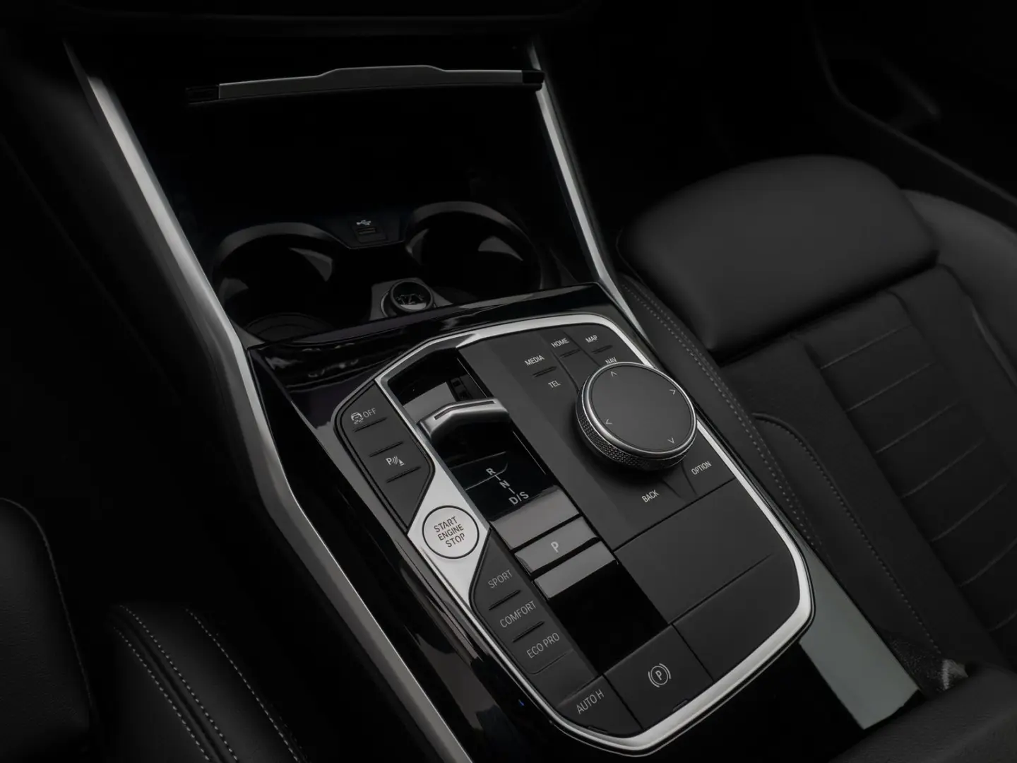 318d Sport Leder DAB Individual DrivAssis 18Zoll