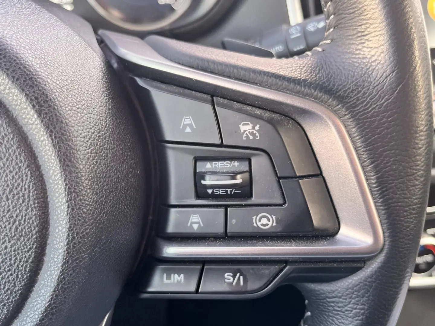 Forester Trend HYBRID AUTOMATIK 4X4 LED ACC AHK