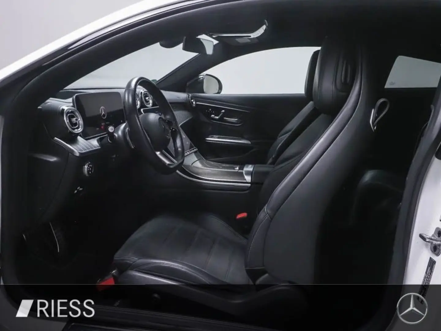 CLE 220 d Coupé AMG PANO HUD MEMO KEYL KAM TOTW