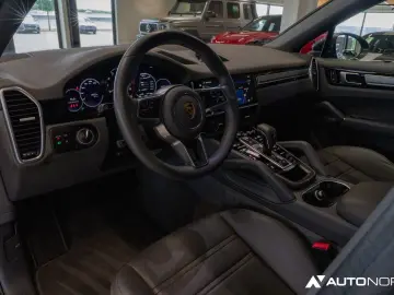 Cayenne Coupe E-Hybrid Sportabgas   Luftfederung