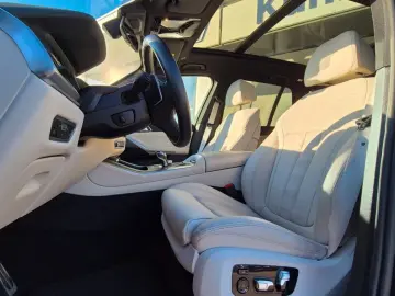 X5 xDrive30d    M-Sport ACC Laser Luftfed. 360