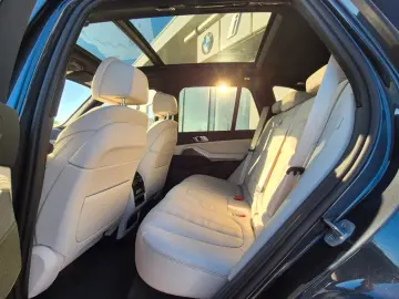 X5 xDrive30d    M-Sport ACC Laser Luftfed. 360