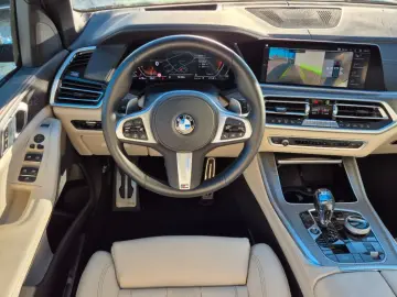 X5 xDrive30d    M-Sport ACC Laser Luftfed. 360