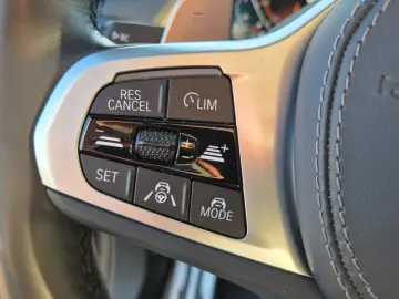 X5 xDrive30d    M-Sport ACC Laser Luftfed. 360