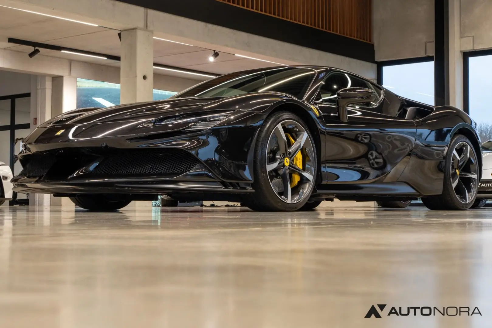 SF90 Stradale Lift Daytona Racing JBL Approved