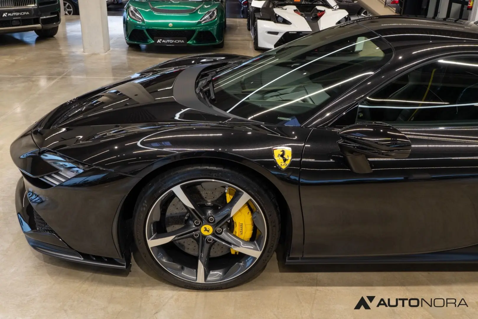 SF90 Stradale Lift Daytona Racing JBL Approved