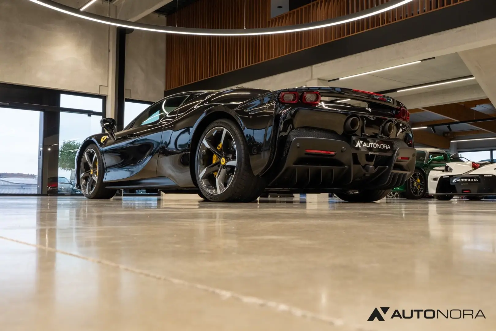 SF90 Stradale Lift Daytona Racing JBL Approved