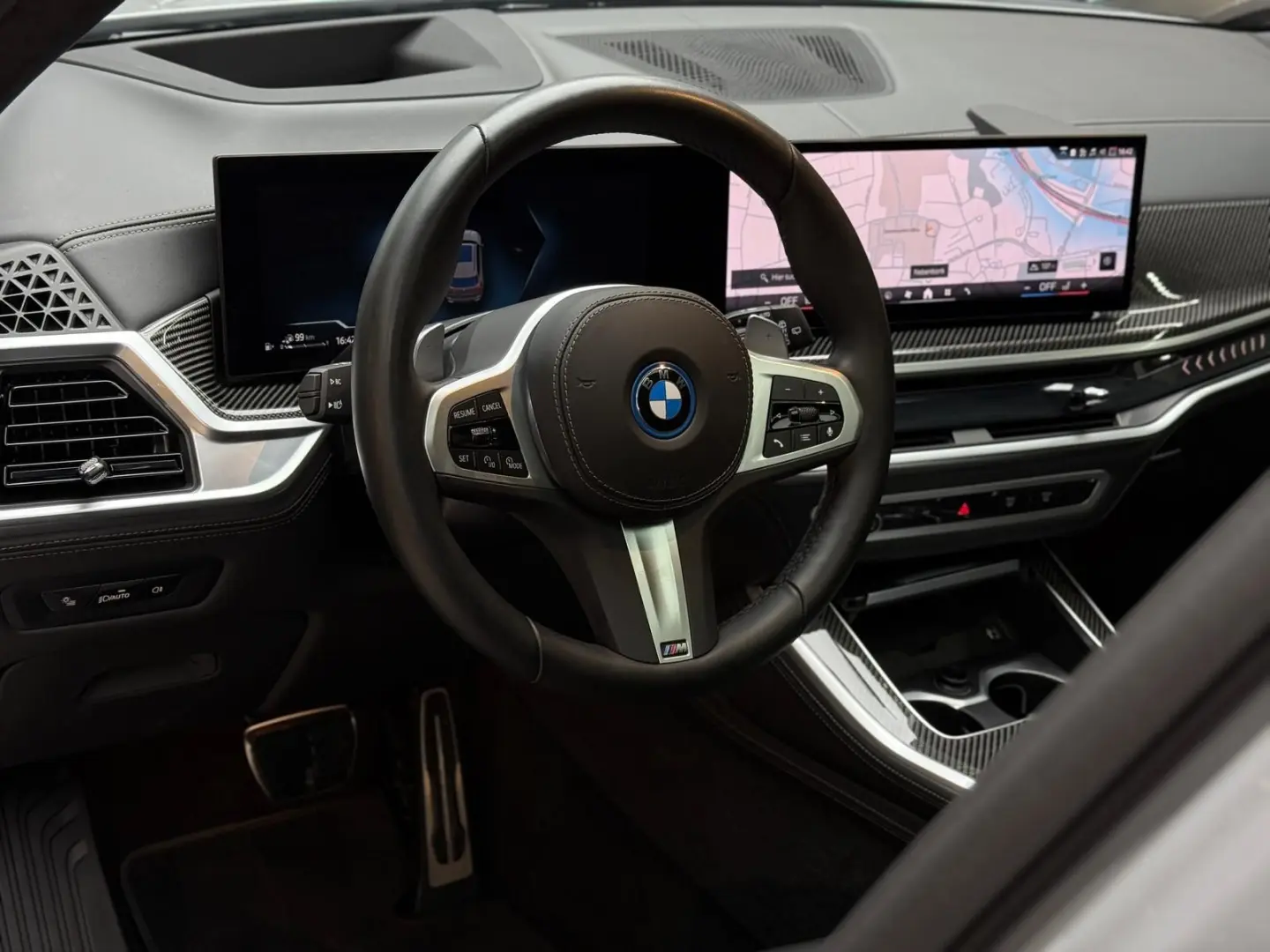 X5 50 e xDr M Sport Pano-Sky Massage Iconic 22