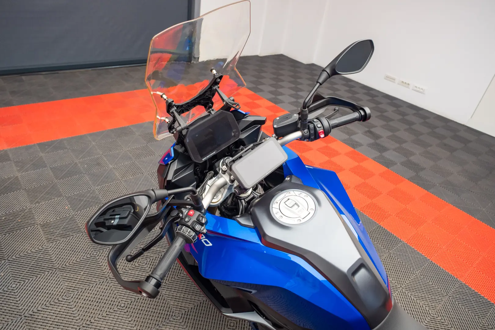 BMW Motorrad F 900 XR