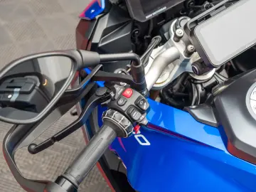 BMW Motorrad F 900 XR