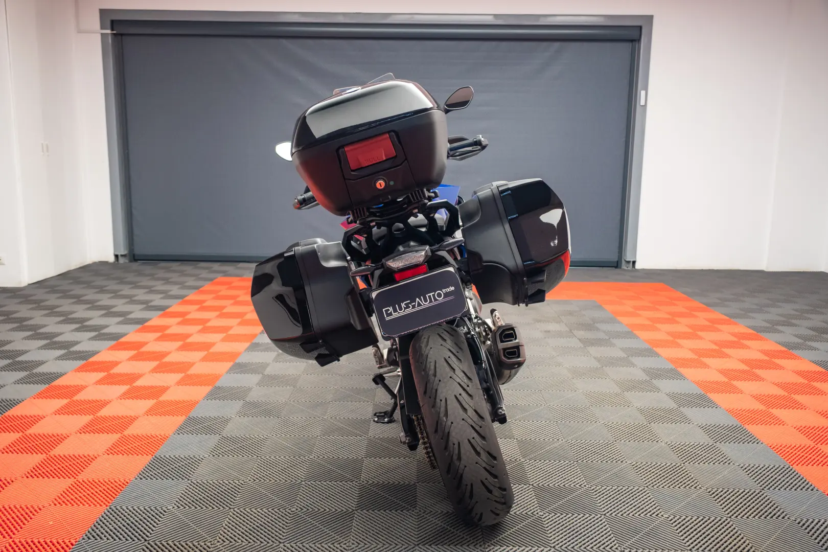 BMW Motorrad F 900 XR