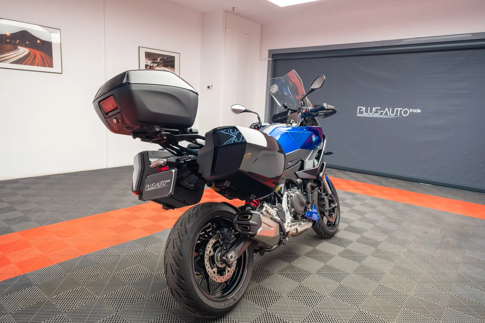 BMW Motorrad F 900 XR