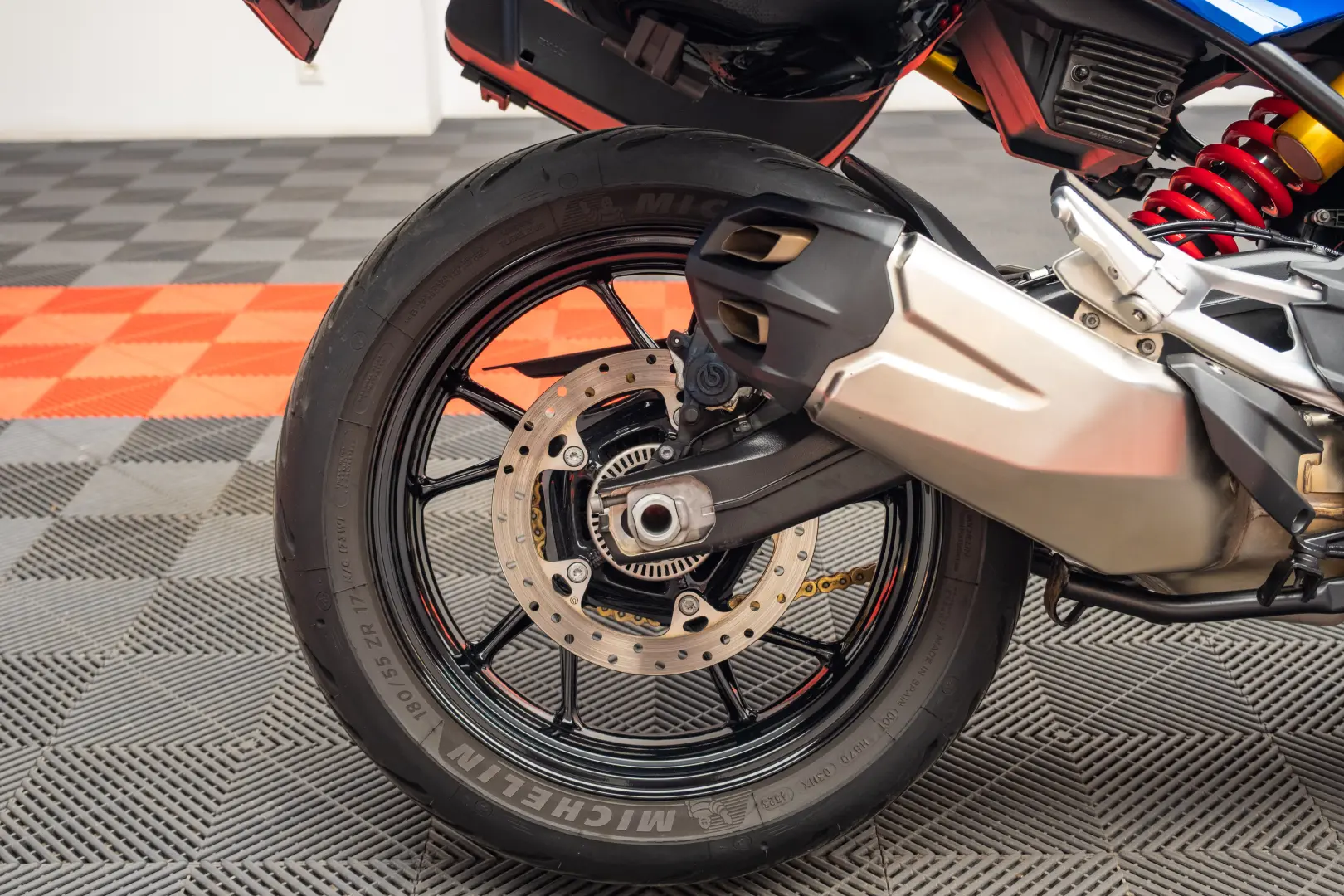 BMW Motorrad F 900 XR