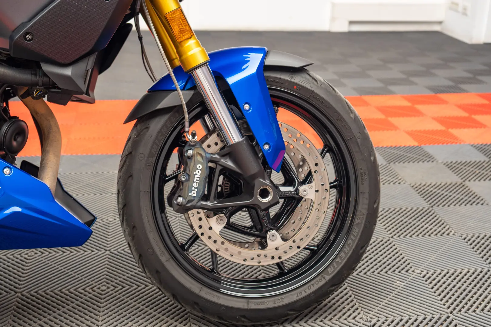 BMW Motorrad F 900 XR