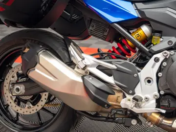 BMW Motorrad F 900 XR