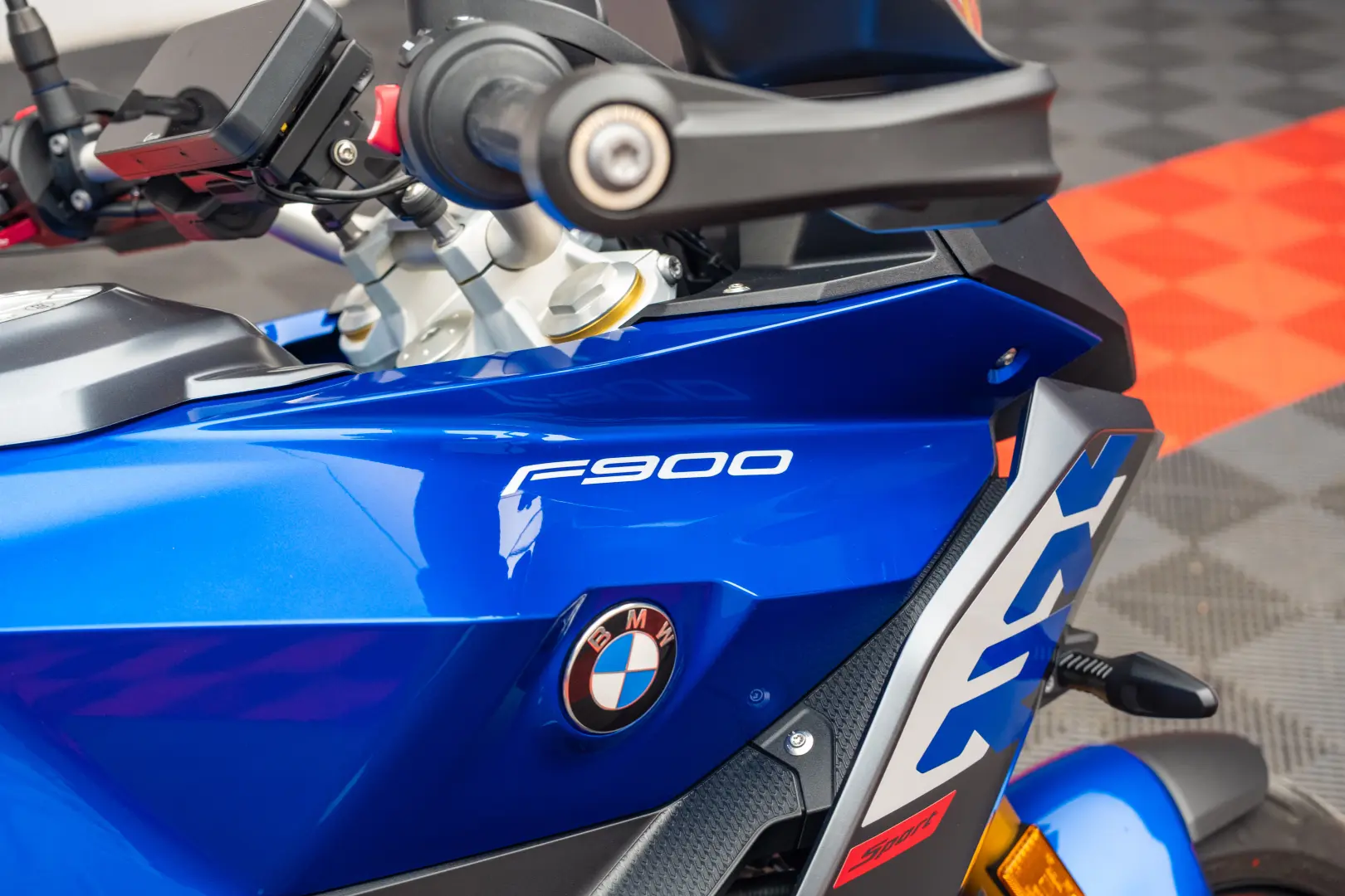 BMW Motorrad F 900 XR