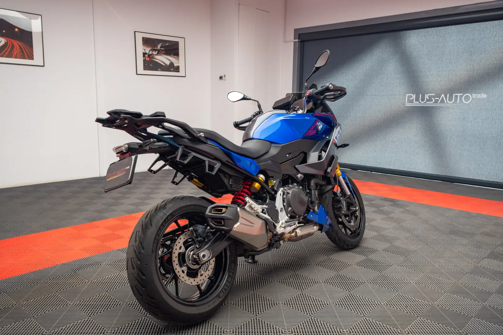 BMW Motorrad F 900 XR