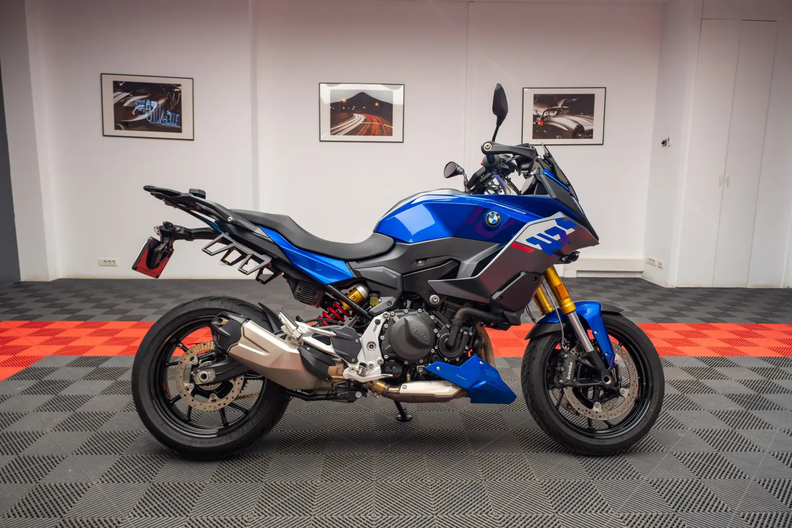 BMW Motorrad F 900 XR